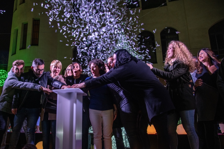 Primera encesa de llums de Nadal del nou ple | Roger Benet